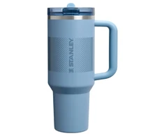 Stanley Termospuodelis su šiaudeliu The Quencher ProTour Flip Straw Tumbler 1.18L mėlynai violetinis
