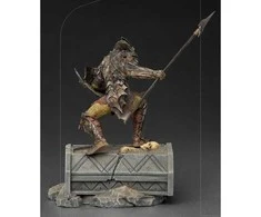Iron Studios LORD OF THE RINGS Žiedų valdovas – šarvuotų orkų statulos meno skalė 1/10