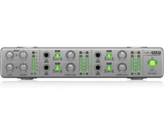 Stiprintuvas Behringer AMP800 V2