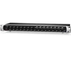 „Midas DN4888 Stage Connect“ modulis su 8/8 analoginiais įvesties/išvesties ir dviem „Ultranet“ įėjimais