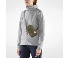 Carruzzo Fjällräven High Coast Pocket Poliamidas Juoda Unisekso stiliaus Ant peties nešiojama rankinė