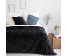 Eurofirany Dirbtinio kailio pledas, 130x170 cm, juodas pliušinis užtiesalas, 580 g/m², 100% poliesteris, jaukus lovos ar sofos užklotas, minkšta antklodė Antklodė
