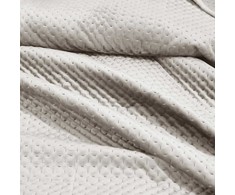 Aksominė lovatiesė, geometrinis kryžminis raštas, šviesiai kreminė, 240x260 cm, minkštas mikropluošto pagrindas, dekoratyvinis užtiesalas lovai ar sofai, prabangi namų tekstilė