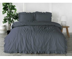 Tamsiai pilkas medvilninis patalynės komplektas su raukiniais, stonewashed apdaila, 200x220 cm antklodės užvalkalas, 2 pagalvių užvalkalai, dekoratyvinė eko dėžutė, nereikia lyginti
