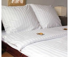 Baltas dryžuotas medvilninis antklodės užvalkalas, 160x200 cm, satino ir atlaso pynimas, 140 g/m², 30 cm atvartas, elegantiška patalynė, viešbučio stiliaus užvalkalas