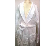 Rankšluostis Baltas medvilninis kilpinis chalatas, XL, 500g/m², su 3 žaliais siuvinėtais rankšluosčiais, 30x50 cm, 50x90 cm, 70x140 cm, gerai sugeria vandenį, šoninės kišenės, klasikinis dizainas, vonios rinkinys