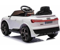 Ramiz Sp. z o.o. Važiuoklė Audi SQ8 Baltas
