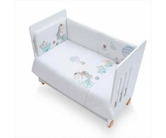 Kūdikio patalynės komplektas su antklode 100x135 ir apsauga 60x180, balta mėtinė žirafa, rinkinys naujagimio lovelei, vaikiška tekstilė