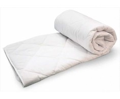 Medvilninis antčiužinis, 90x200 cm, perkelio užvalkalas, rombo formos dygsniavimas, elastinės juostos kampuose, balta lovos apsauga, higieninis čiužinio užtiesalas