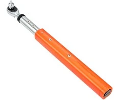 Skaitmeninis sukimo momento raktas, Tikslus sukimo momento valdymas, LED ekranas, Vibracijos ir garso pranešimai, Ergonomiškas dizainas