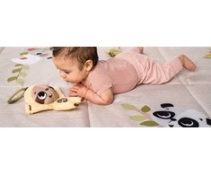 TINY LOVE TL11180000 Mažas išmanusis muzikos dėžutės pakabukas SLOTH boho chic