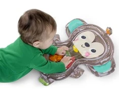 „Bright Stars Bright Starts“ – „Hungry Monkey™ Tummy Time“ vandens kilimėlis – (BS-16755)