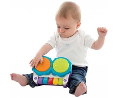 Playgro – Jerry's Class – 2 viename „Light Up Music Maker“.
