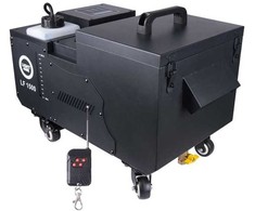 LIGHT4ME LF1500 ultragarsinė sunkiųjų dūmų mašina + nuotolinio valdymo pultas