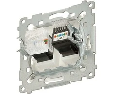 Kontak Simon UŽBAIGIMO LIZDUKAS RJ-45 + RJ-12 D5T.01/11-SIMON54