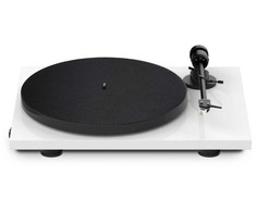 Patefonas Pro-Ject E1 BT su Audio-Technica AT3600L galvute, priešstiprintuviu ir Bluetooth, baltas