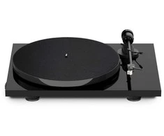 Patefonas Pro-Ject E1 BT su Audio-Technica AT3600L galvute, priešstiprintuviu ir Bluetooth, juodas