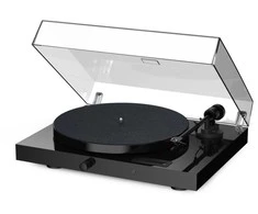 Patefonas Pro-Ject JukeBox E1 su OM5e galvute ir Bluetooth, Juodas