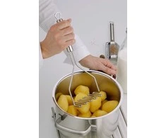 WMF Bulvių grūstuvė WMF Profi Plus 29 cm, Cromargan nerūdijantis plienas, pusiau matinis, galima plauti indaplovėje