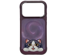 Dėklas NIMMY case BIG EYED LYING CREAM CAT compatible with MagSafe for IPHONE 18 Pro/17 Pro violetinė