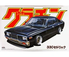 Aoshima Grand Champion Nissan Cedric/Gloria 330 1/24 surenkamas modelis