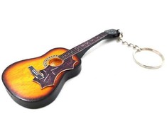 Indominiguitars The Beatles stiliaus mahagoninis klasikinės gitaros raktų pakabukas dovanai