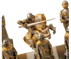 Italfama VIDURAMŽIAI III: ypač prabangūs šachmatai iš Bronzos dengti tikru 24K auksu