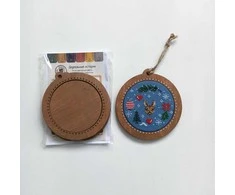 Neocraft Kalėdinis burbulas su zuikiu – siuvinėjimo kryželiu rinkinys 8×8 cm