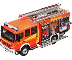 Revell Mercedes-Benz Atego LF20/16 1:24 gaisrinės sunkvežimio modelis