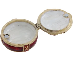 SIAM FASHION JEWELRY CO., LTD. Metalinė papuošalų dėžutė su kristalais, raudona–aukso elegantiška dovana jai