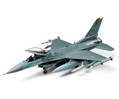 Tamiya F-16CJ Fighting Falcon 1/48 plastikinis naikintuvo modelis kolekcionieriams