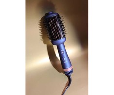 Šukuoseną Formuojantis Džiovintuvas Ferrli Bomby Styler Silk+