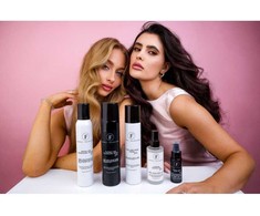 Drėkinamosios ir apimties suteikiančios putos Ferrli haircare, 200ml
