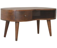Artisan Furniture Wave mango medienos kavos staliukas su stalčiumi ir lentyna, kaštono atspalvio