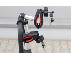 Amio Automobilinis dviračių laikiklis ant kablio, 3 dviračiams TBC-01/3