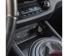 Automobilinis įkroviklis QC+PD 38W USB-A + USB-C AMIO-04283