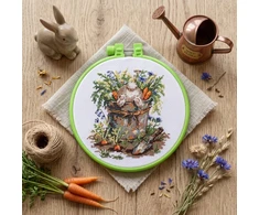Abris Art Siuvinėjimo kryželiu rinkinys su lankeliu „Išdaigos sode“ 15x15 cm