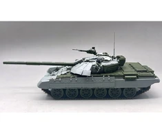 Amusing Hobby Ukrainos pagrindinis tankas T-72AMT, modelis 1/35, 35A067