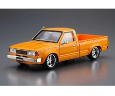 Aoshima Datsun 720 pikapas Custom 1/24 plastikinis modelio rinkinys