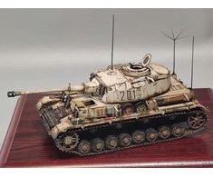 Border Model Pz.Beob.Wg. IV Ausf. J 1/35 plastikinis rinkinys su vadu ir pėstininkais