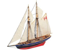 HIJOS DE JOAQUIN DOMENECH SL Legendinis Bluenose II škunas – medinis laivo surinkimo rinkinys 1:135