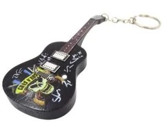 Indominiguitars Mahagonio gitaros raktų pakabukas „Guns N’ Roses“ fanams – puiki dovana
