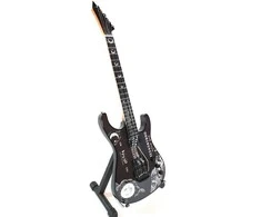 Indominiguitars Miniatiūrinė gitara Metallica Kirk Hammett Ouija – rankų darbo kolekcinė 1:4