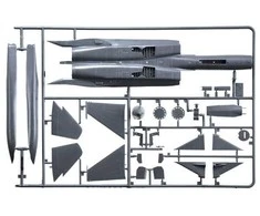 Italeri F-15E Strike Eagle 1/72 plastikinis lėktuvo modelis