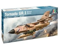 Italeri Panavia Tornado GR.1 Desert Storm 1/32 lėktuvo modelis