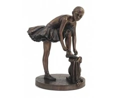 Italfama Balerina. Išmatavimai: 14x12x21cm.