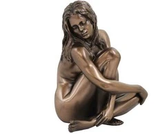 Italfama Elegantiška moters figūra. Išmatavimai: 10x8x12cm.