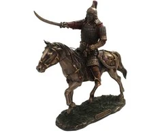 Italfama GENGIS KHAN - mongolų imperijos įkūrėjas. Išmatavimai: 23x9x24cm.