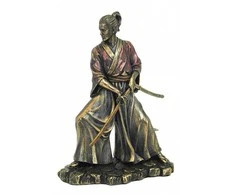Italfama Kovojantis samurajus. Aukštis: 22cm.