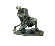 Italfama Kryžiuotis su kirviu. Aukštis: 18cm.